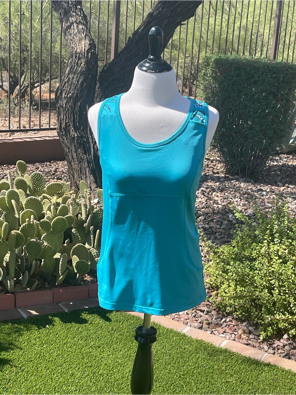 Women’s Teal Athletic Scoop-Neck Tank Top